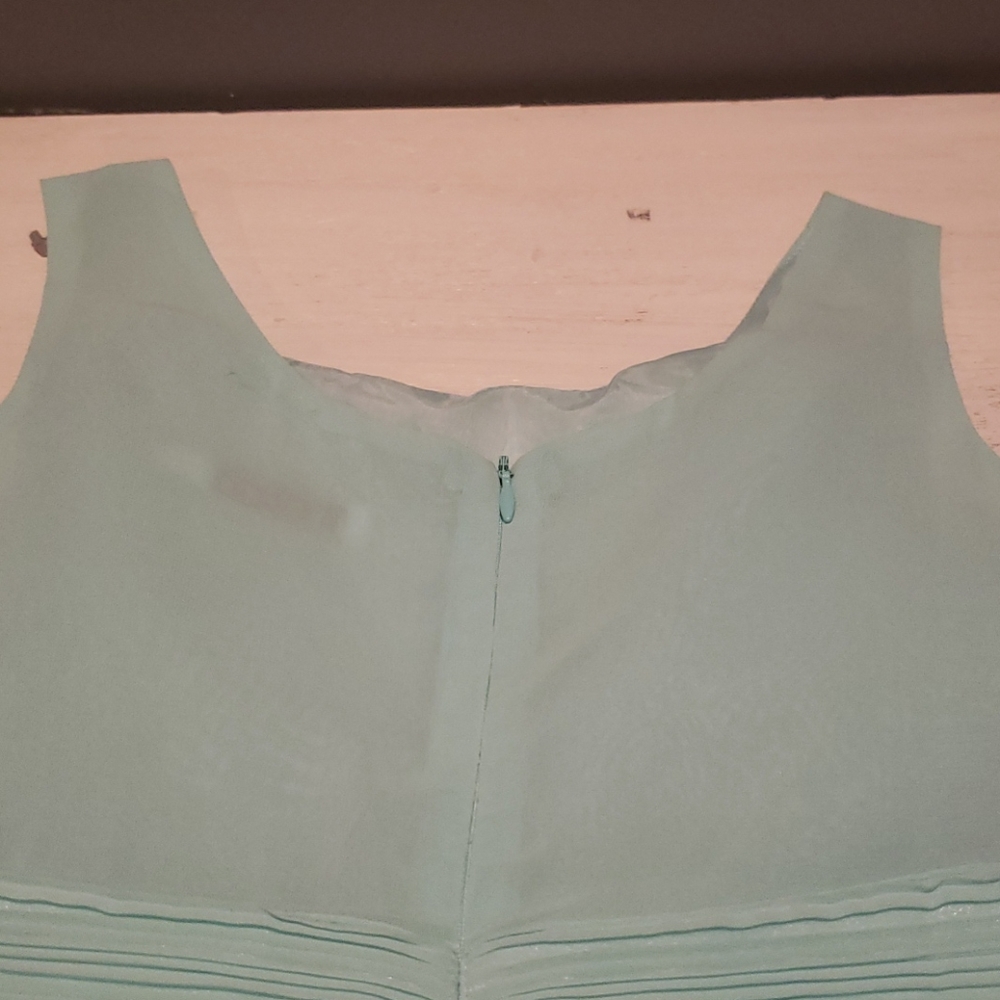 Aqua colored dress - Picture 6 of 6